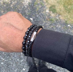 Armbåndssett 2 stk. / svarte perler