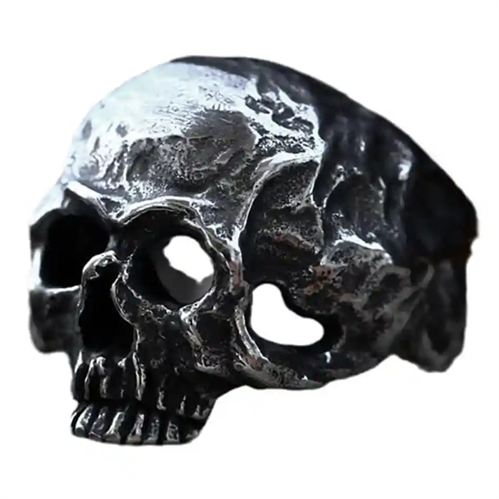 Nightfall Skull Bikerring i mørkt stål.
