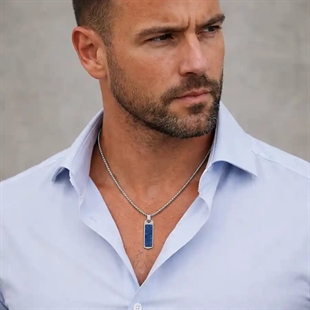 blått halskjede for menn