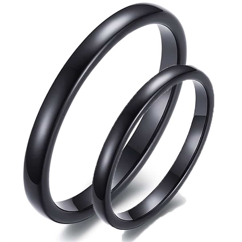 Sort tynn forlovelsesring