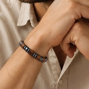 Tre & Hæmatit herrearmband