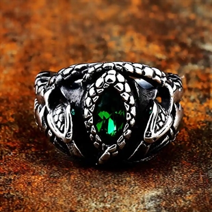 Herrering i rustfritt stål med grønn stein og slangedesign – Emerald Serpent