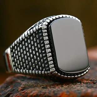 Brazer herrering med stor onyx