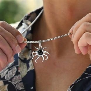 Herrekjede i rustfritt stål med blekksprut anheng