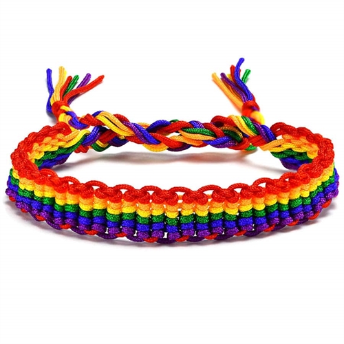 Håndlaget Pride-armbånd