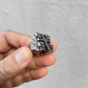 "Design ring" 4 times skull.